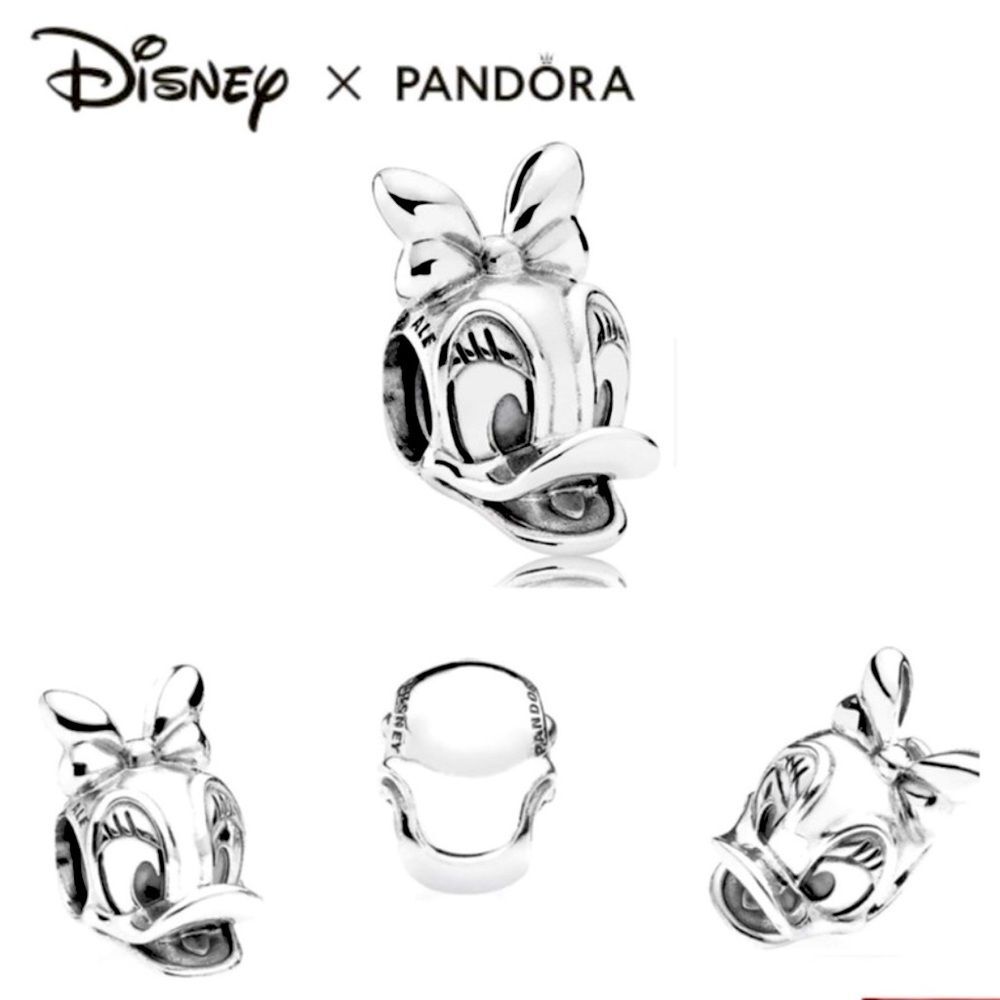 NWOT Pandora x Disney Daisy Duck Portrait Charm